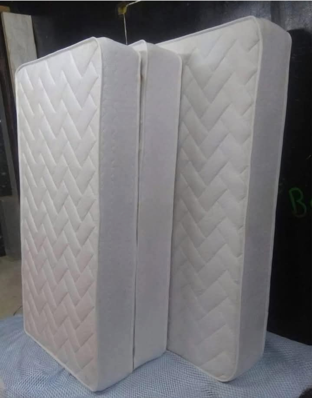 فرشه طبيه الاولى في سوريا