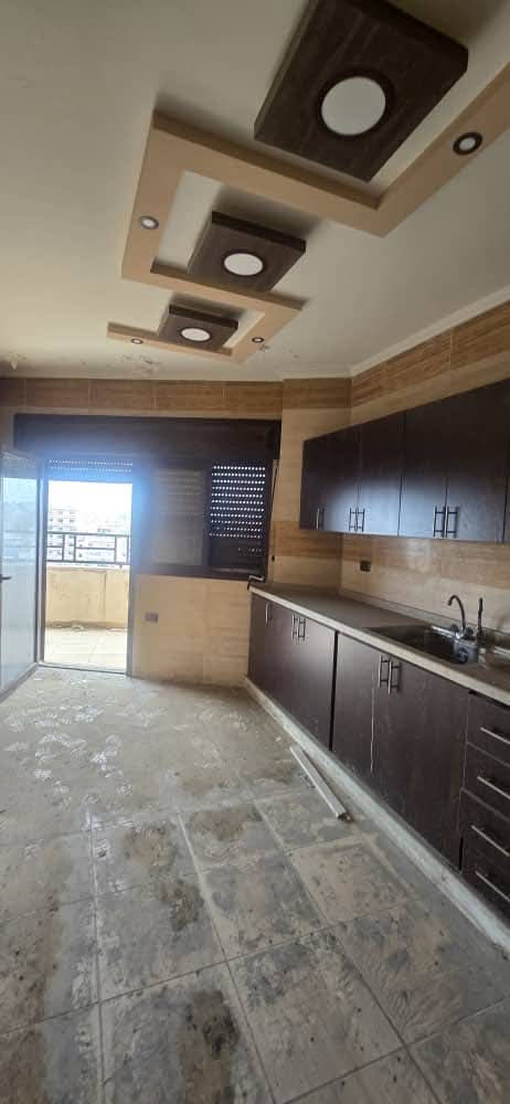 منزل للبيع طابق اول طريقه الحرش ببرج الماسه